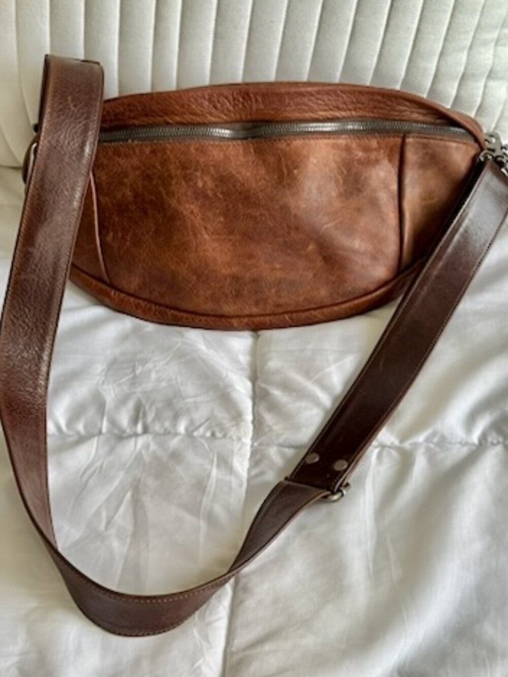 Rough & Tumble Large Lissa Crossbody Fuentes Brown Leather Cognac Strap